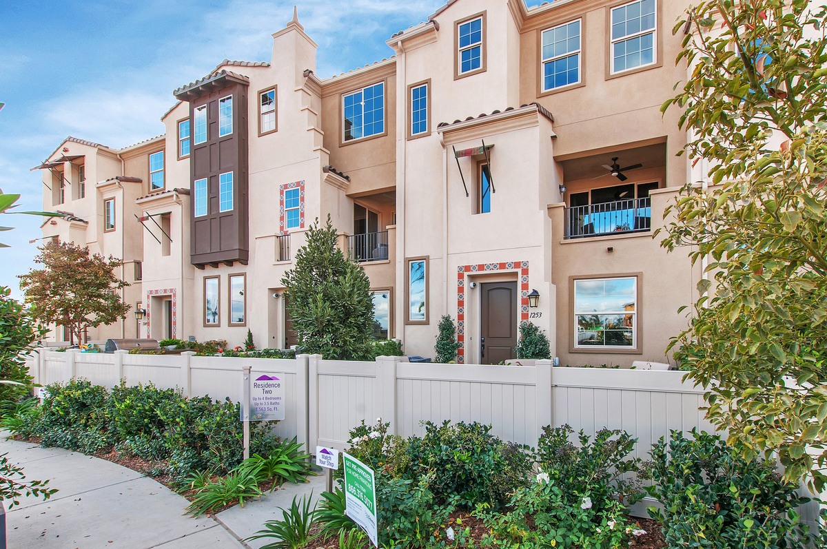 lucero-at-pacific-ridge_01