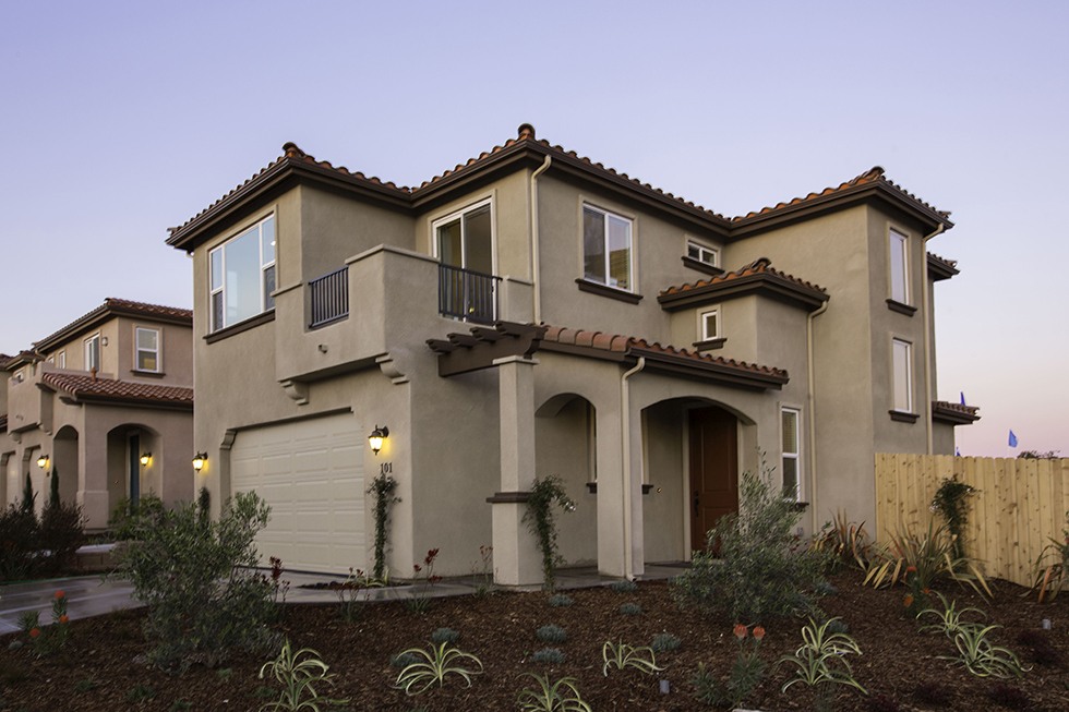 the-village-at-pacific-west_01